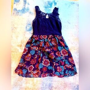 Citi triangles Floral Lace Junior Dress